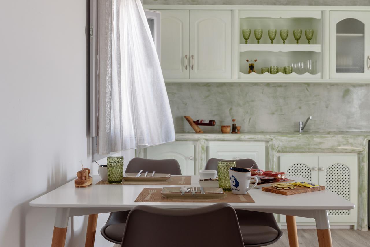 Ikies Santo Filoxenia Apartments Karterados  Zewnętrze zdjęcie