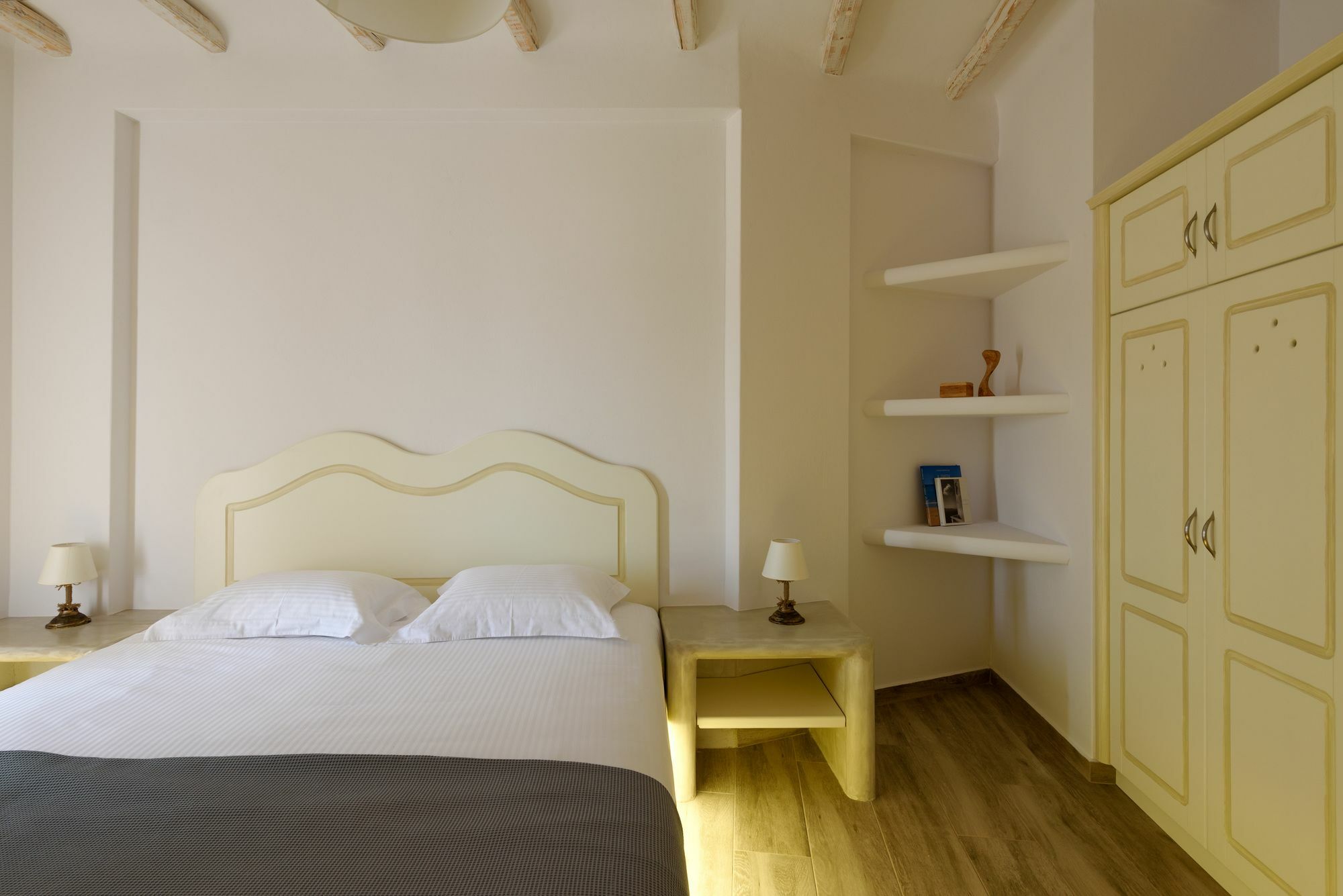 Ikies Santo Filoxenia Apartments Karterados  Zewnętrze zdjęcie